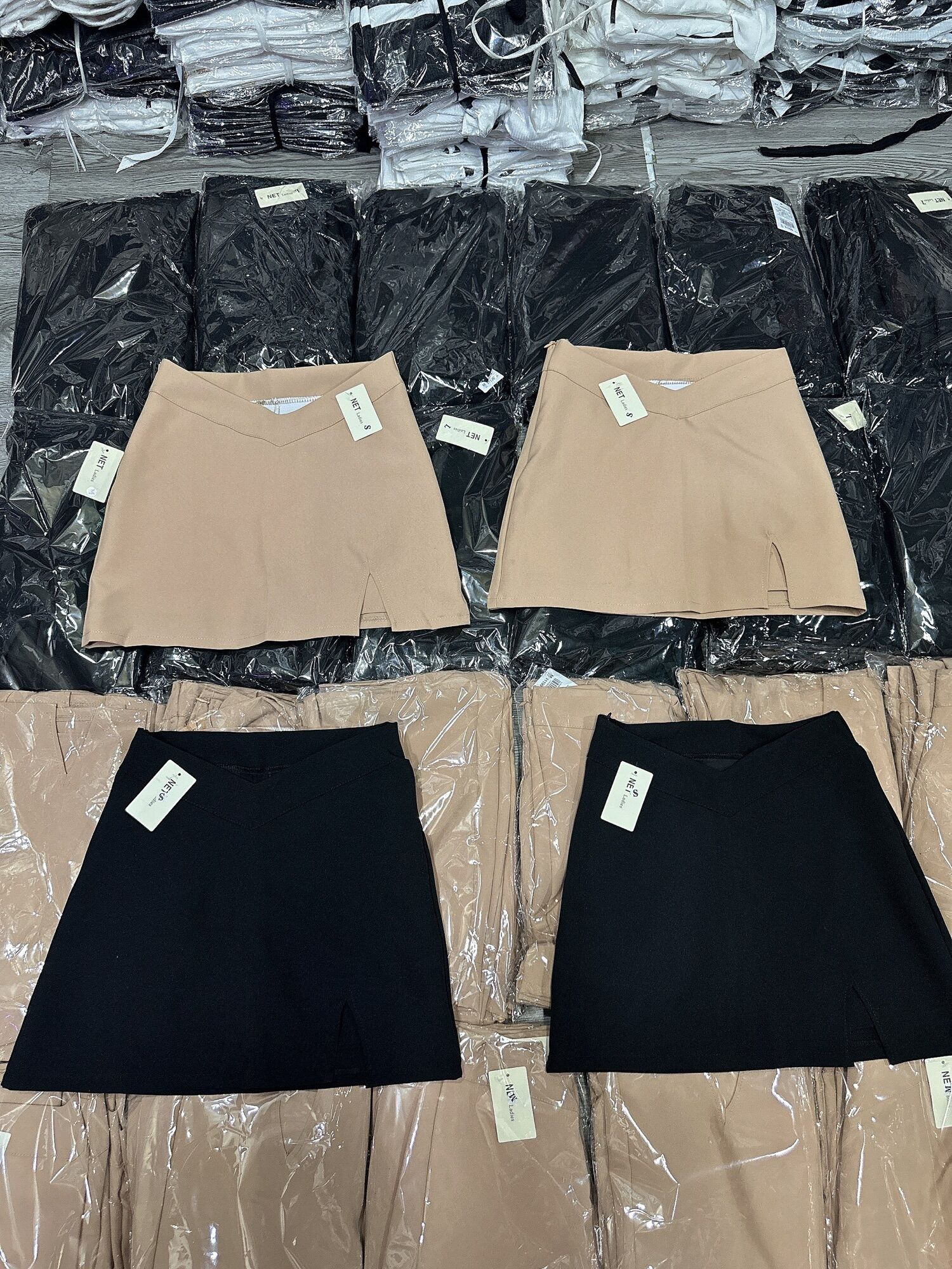 CHÂN VÁY XẺ 1 BÊN XIÊU CU TE XT1B