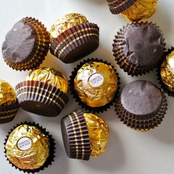 Socola Ferrero Rocher Fine Hazelnut Chocolate 600g - Mỹ (48 viên)