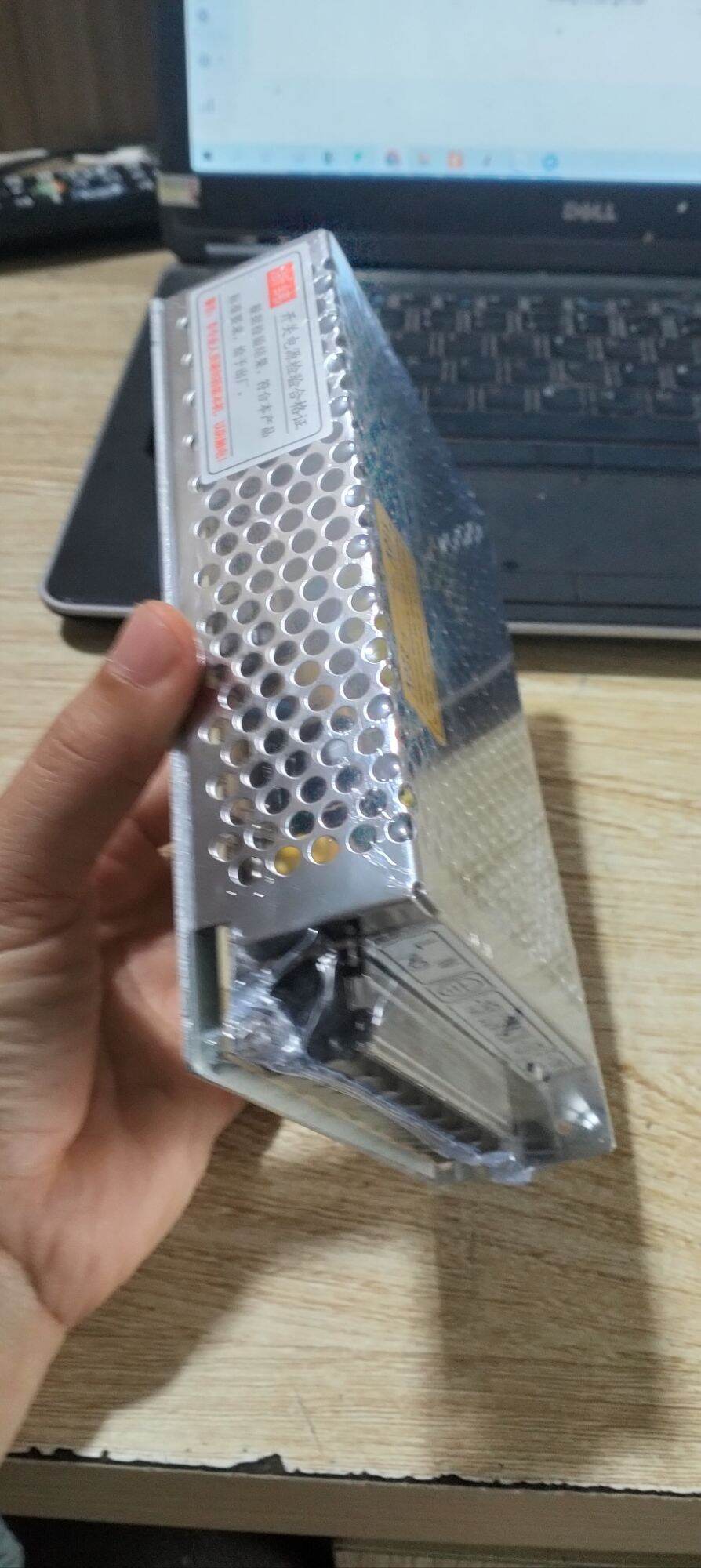 Nguồn đối xứng +-15V