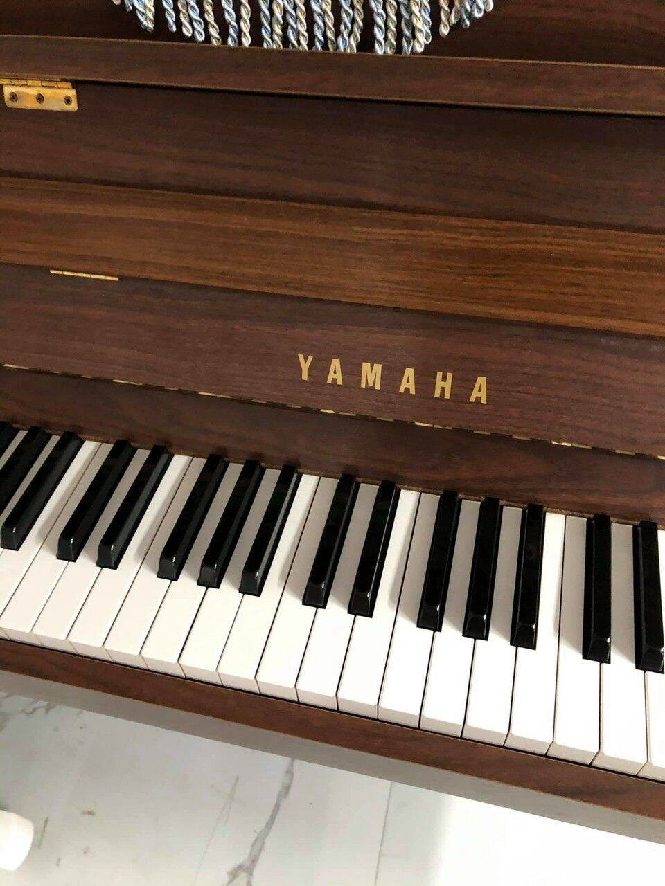 Piano Yamaha MC101