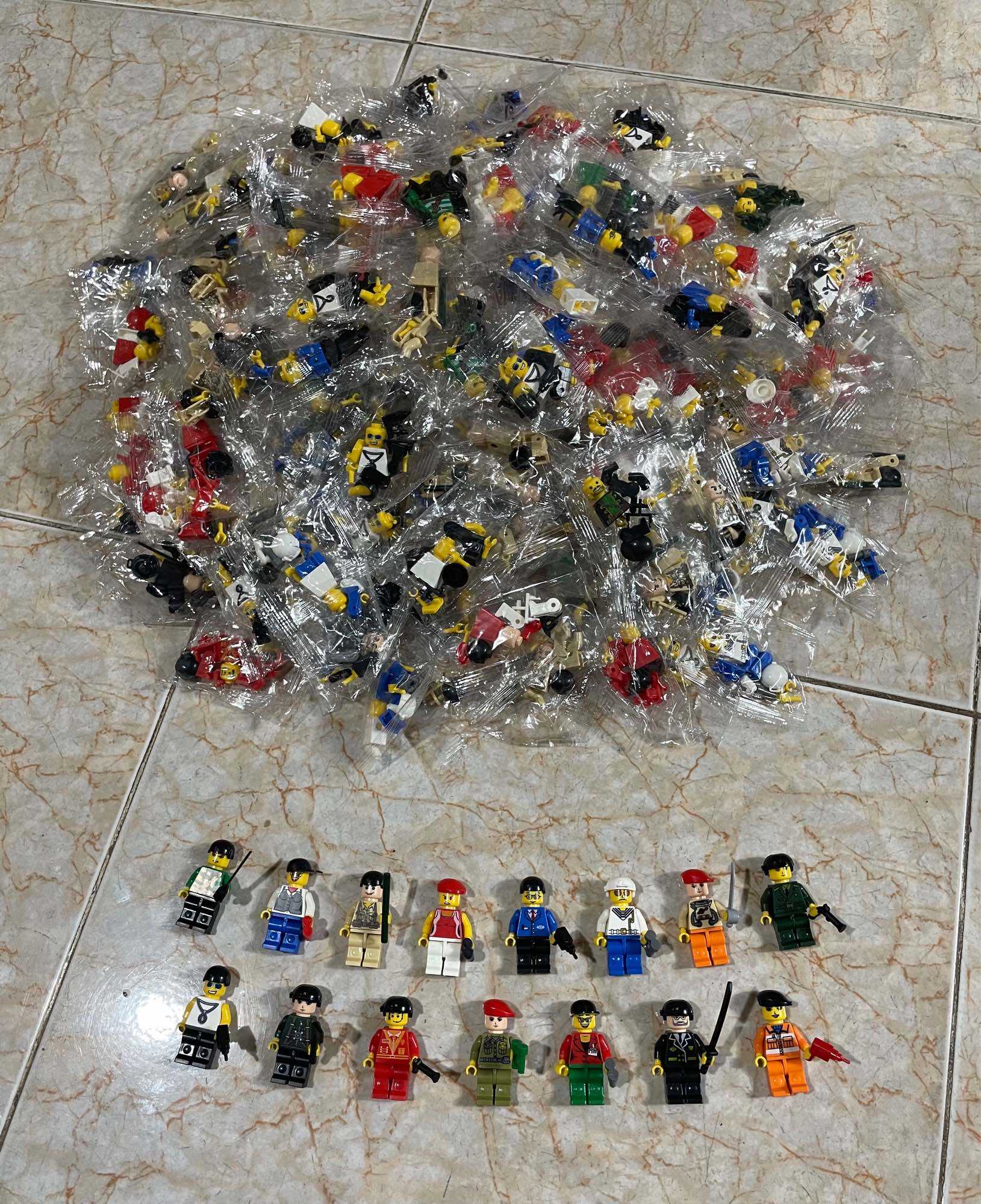 Lego Bé Trai Các Nhân Vật Nhiều Ngành Nghề New 100%  Có Sẵn