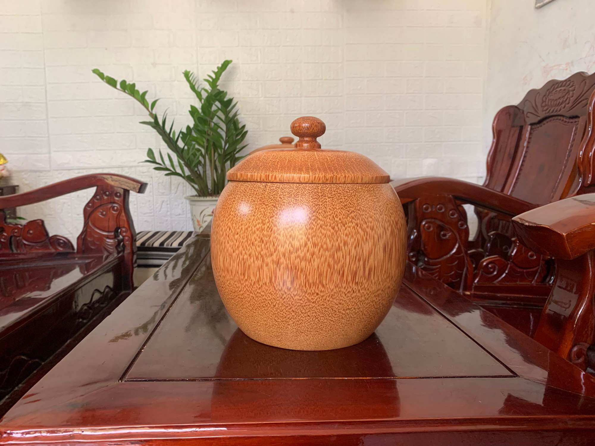 Giỏ bình ủ trà làm từ gỗ dừa