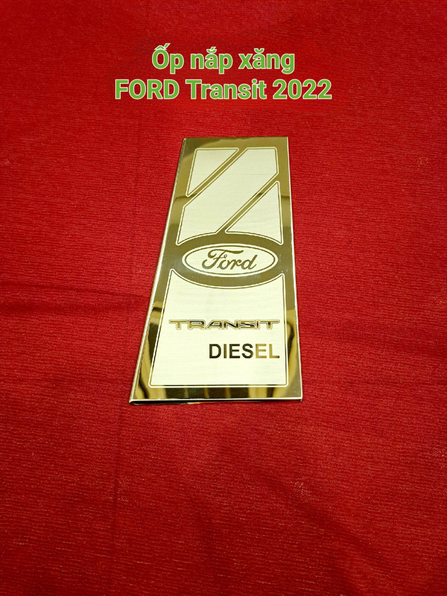 Ốp nắp dầu FORD Transit 2022