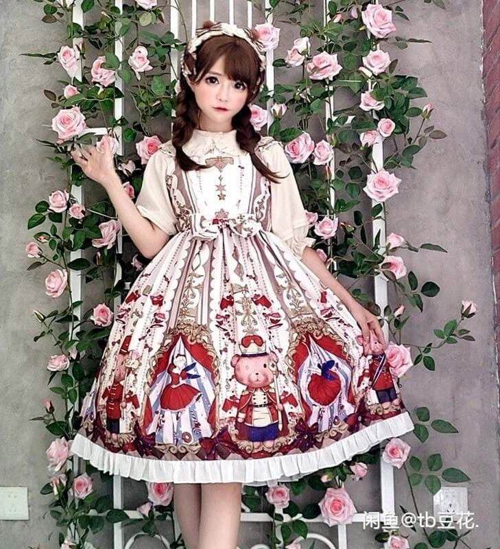 Váy đầm lolita