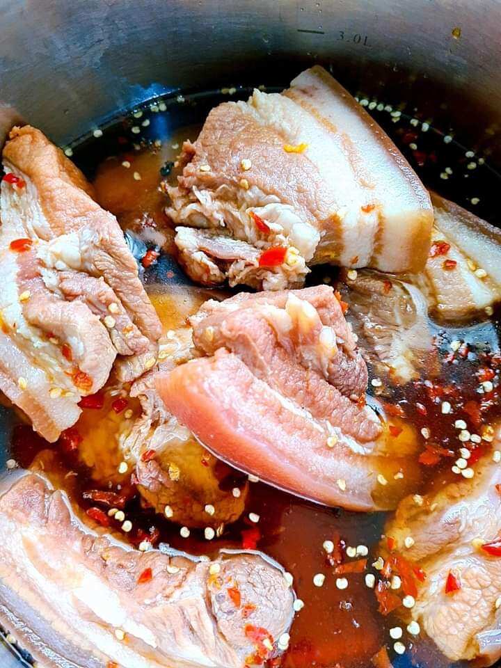 Thịt heo ngâm nước mắm
