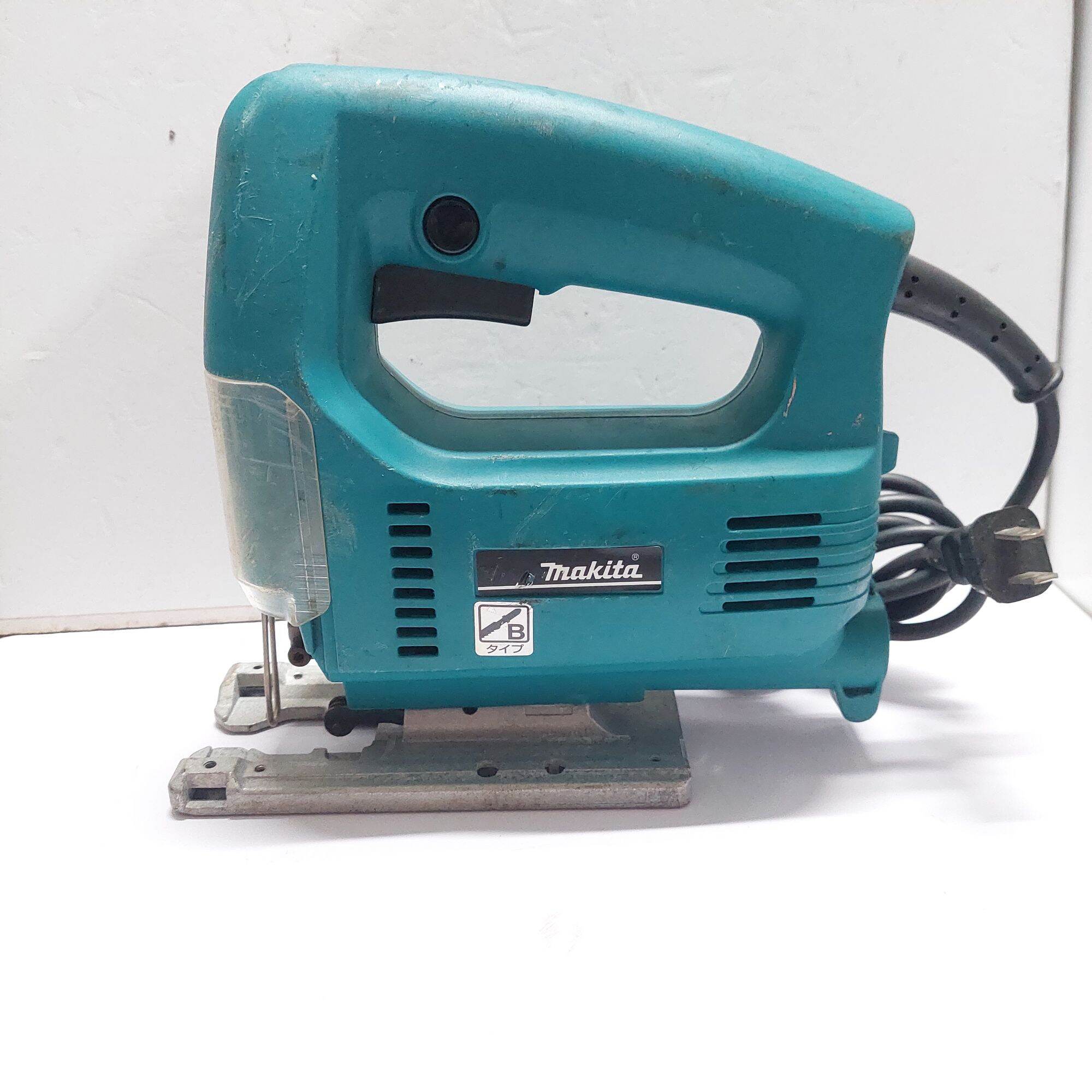 MÁY CƯA LỌNG MAKITA NHẬT ĐỀU TỐC 6 SỐ 400W ĐIỆN 100V