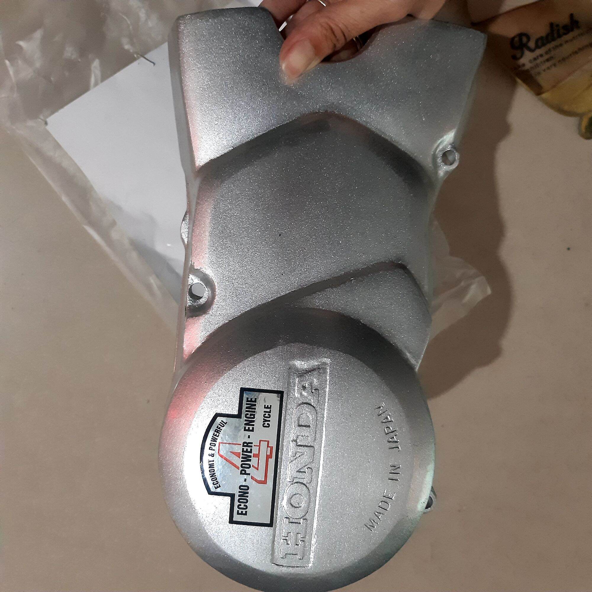 Nắp đuôi cá gắn xe cúp 81