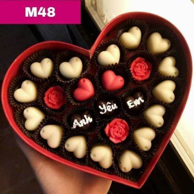 Hộp viên socola VALENTINE theo yêu cầu ( kèm thiệp + ghi nếu có yêu cầu)