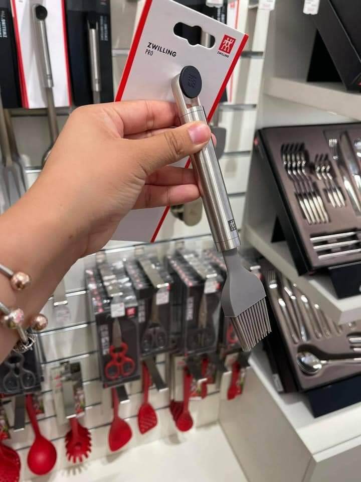 Chổi quét sốt, dầu ăn Zwilling Pro