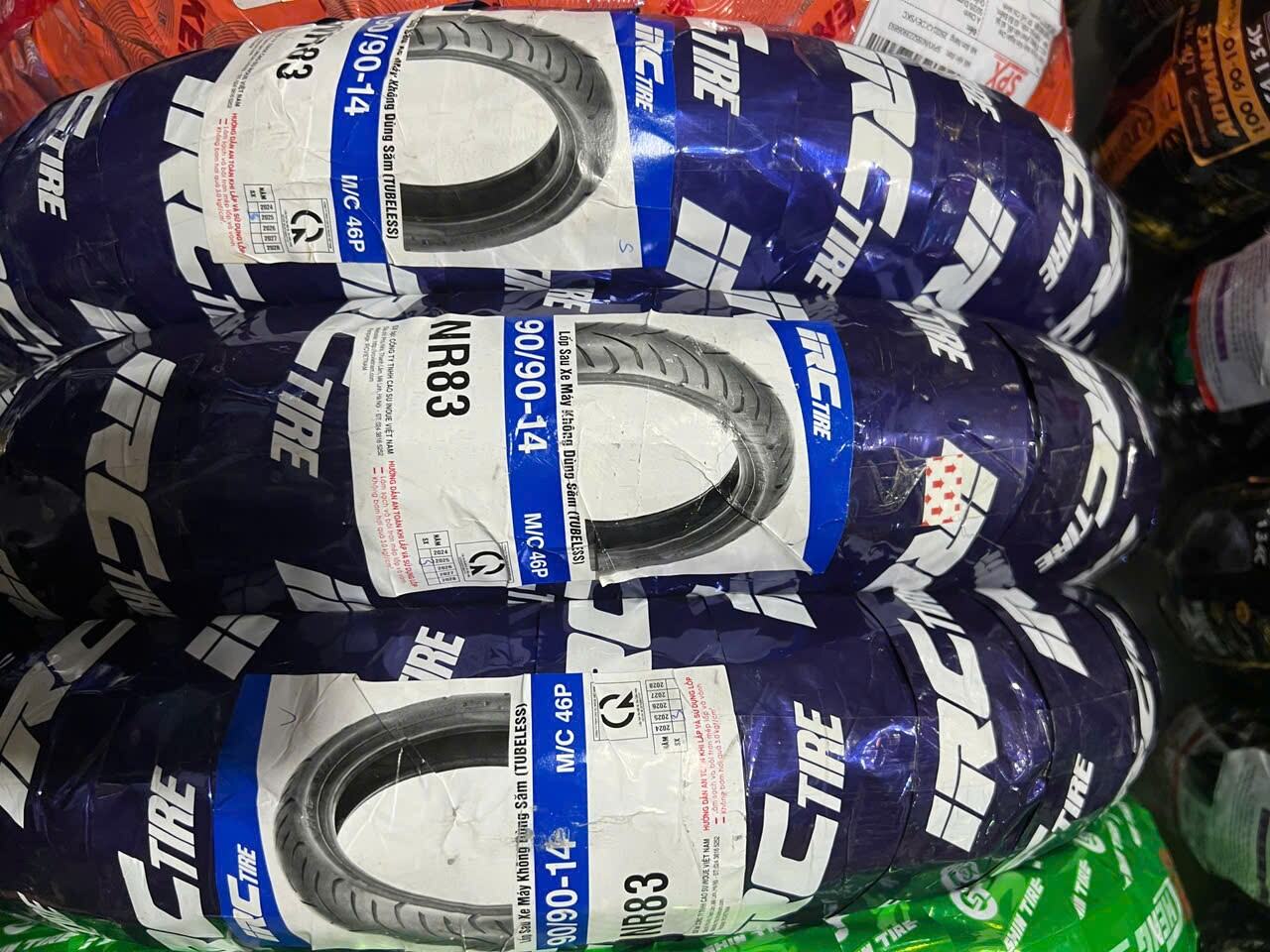 Lốp (vỏ) sau Air blade, Vision, Vario IRC 90/90-14