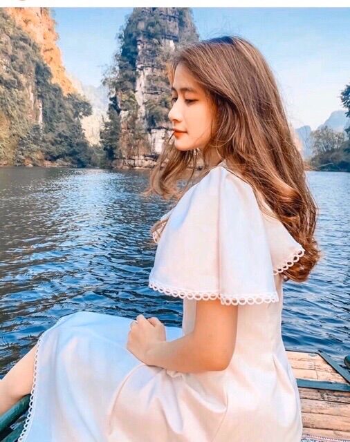 Đầm maxi trắng tay viền