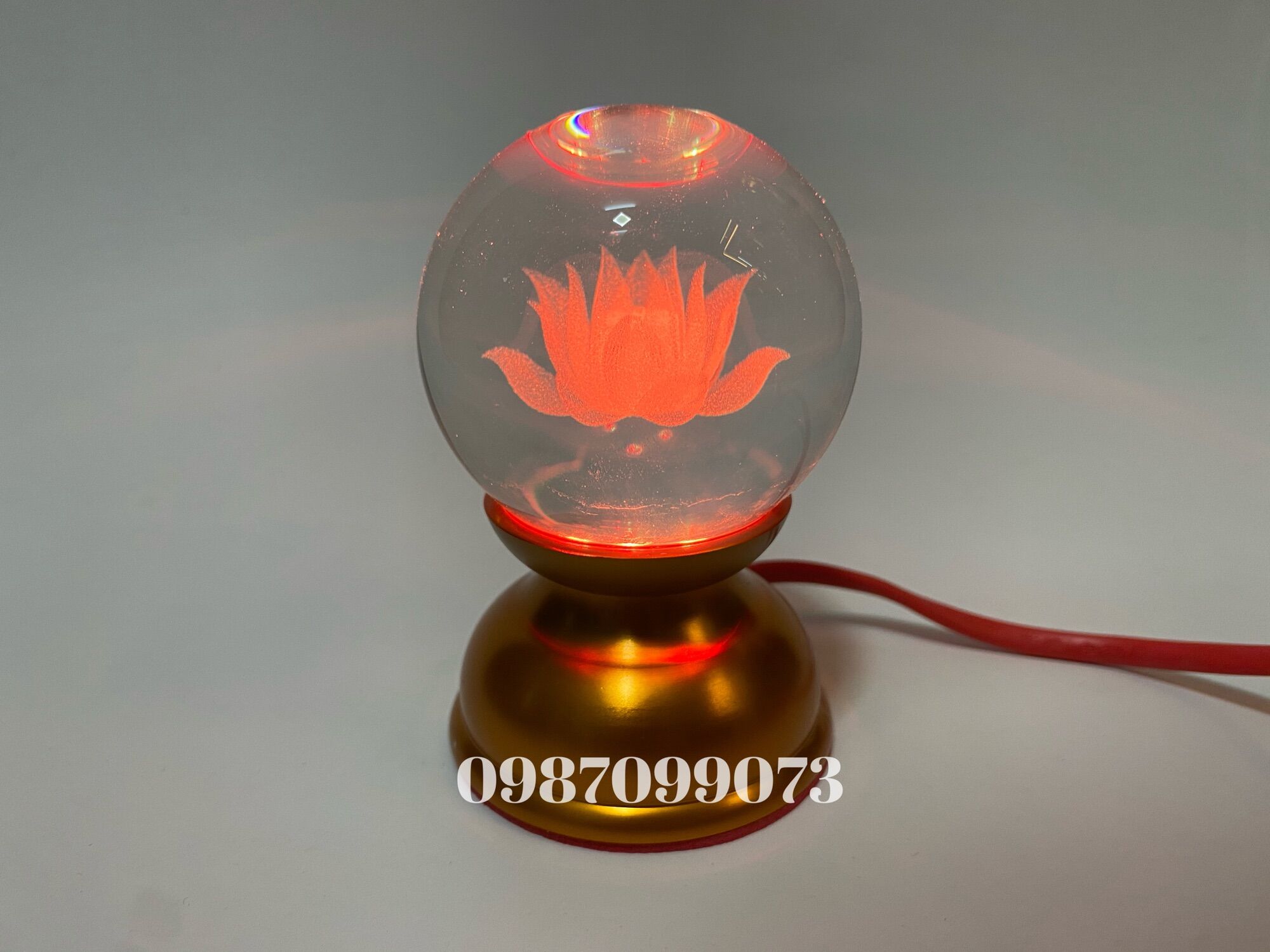 Đèn thờ led quả cầu pha lê - búp sen lưu ly - hoa sen lưu ly, chân mạ màu đồng