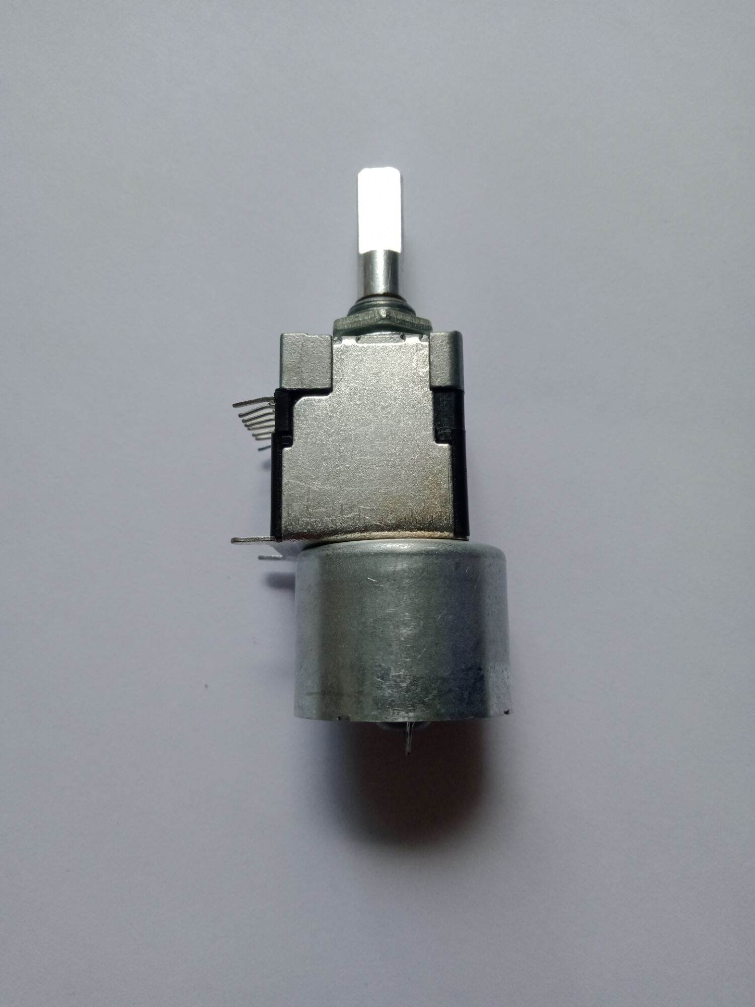 biến trở DC 8 chân 1 hàng