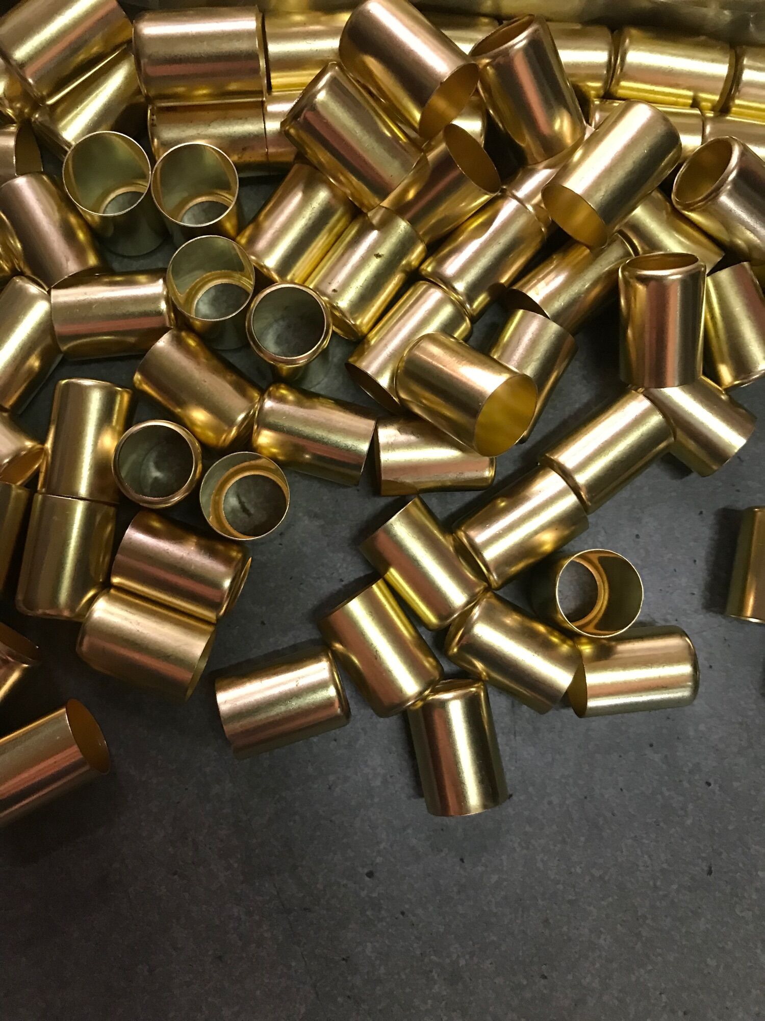 1 bịt 200 cái Khoen thau bấm bấm ống 8.5mm (bịt 200 cái)