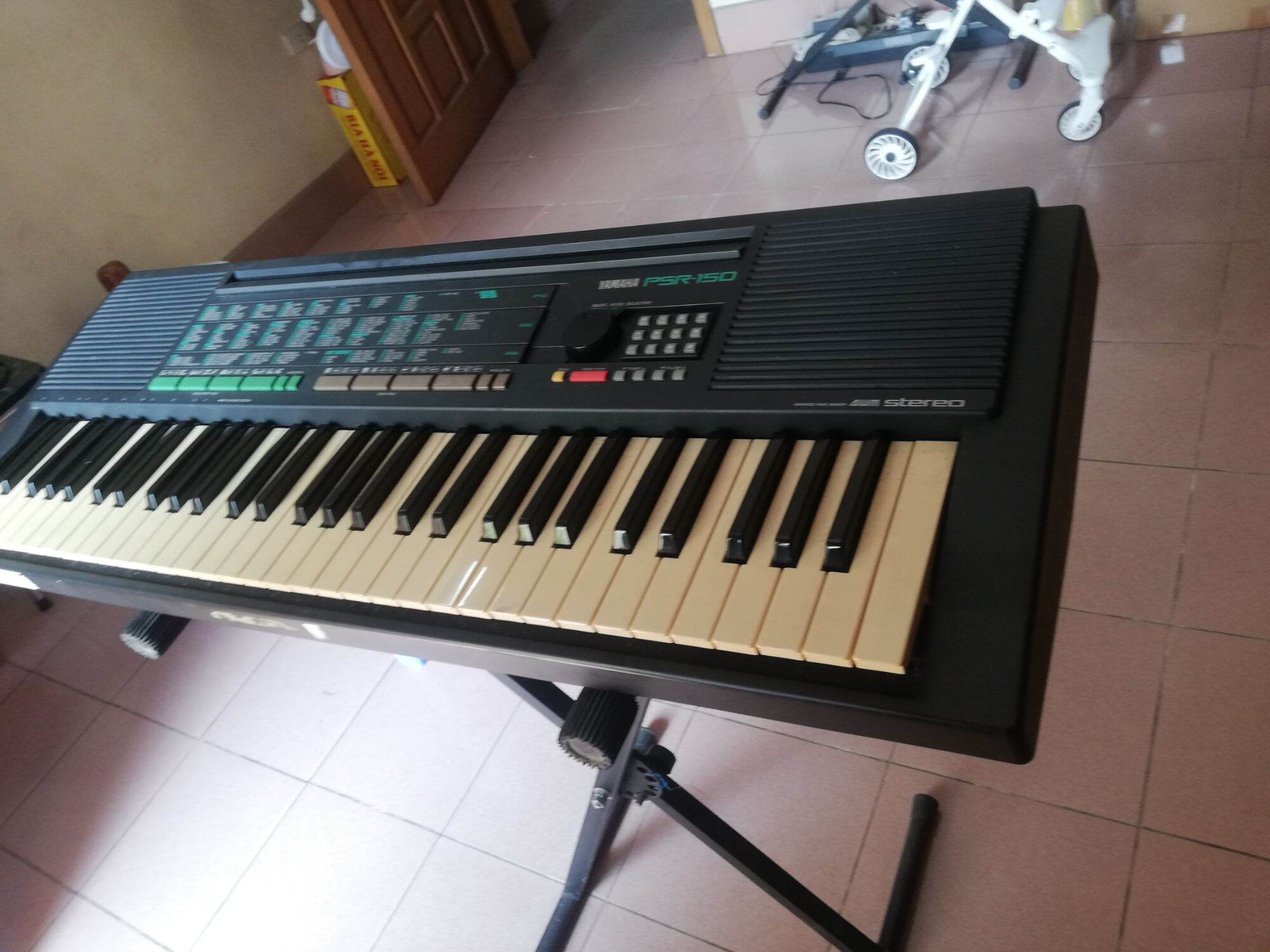 Đàn organ Yamaha PSR 150