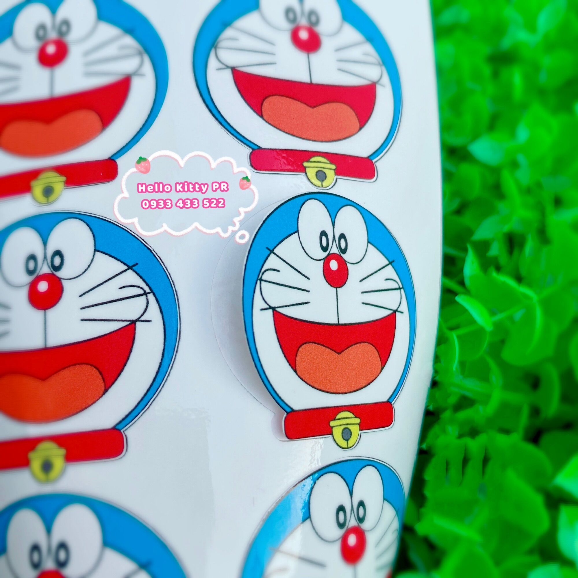Decal dán trang trí ( dán điện thoại, nón bảo hiểm, dán xe, ổ điện ) Hello Kitty - Doremon Doraemon