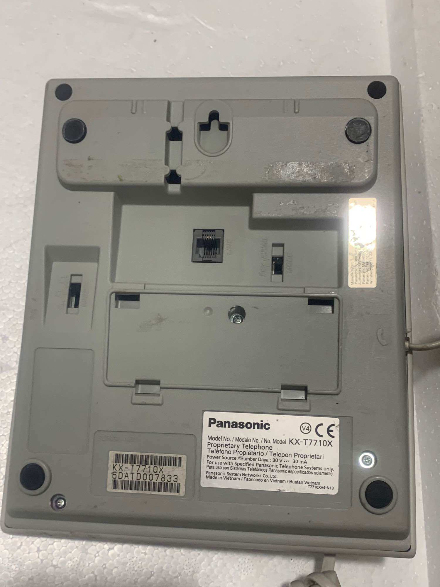 Điện thoại bàn Panasonic KX T7710 cũ