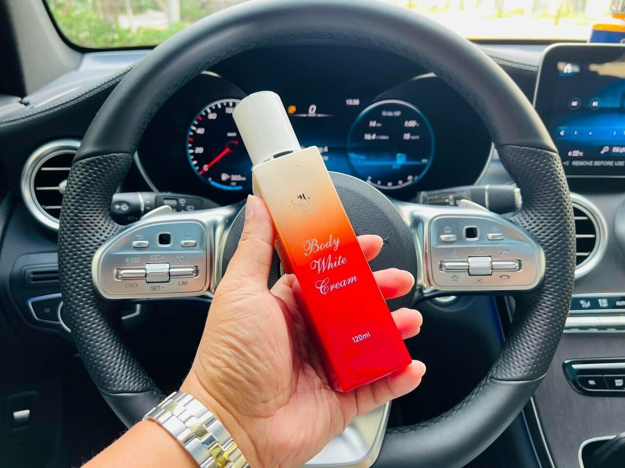 (KÈM QUÀ)Body hoa Anh Đào Hương thị 120ml