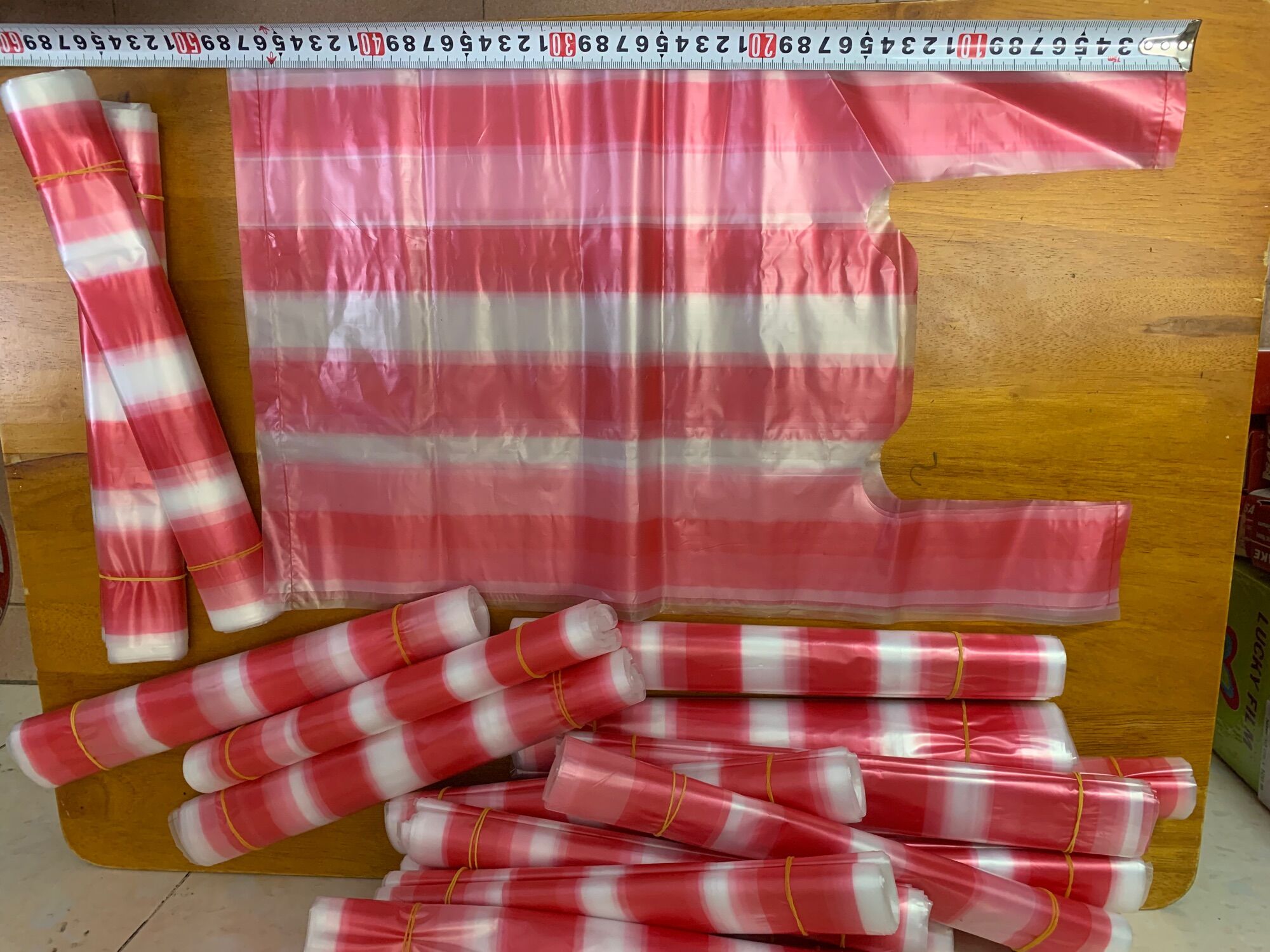 (Thick type) 1KG THICK STRIPED BAG HOLDS FROM 3-5kg