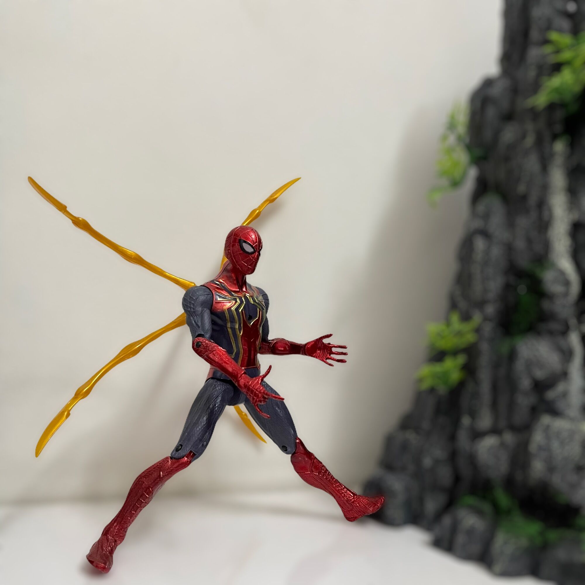 Người nhện Spider man mô hình Marvel avengers