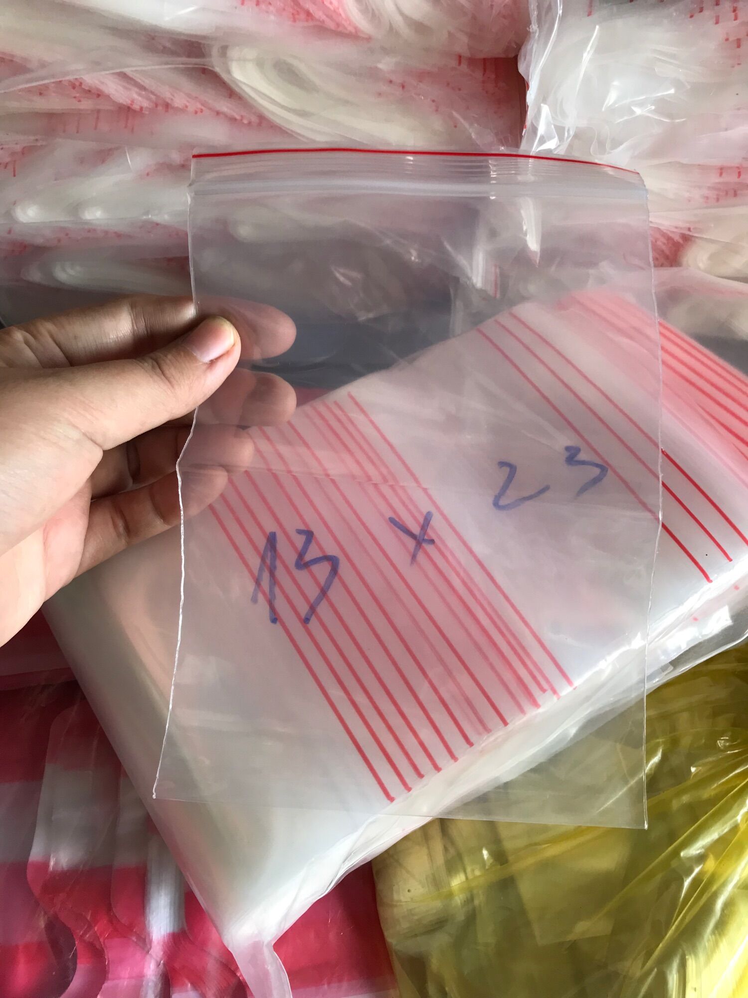 🔥sỉ 0,5 kg túi zip chỉ đỏ