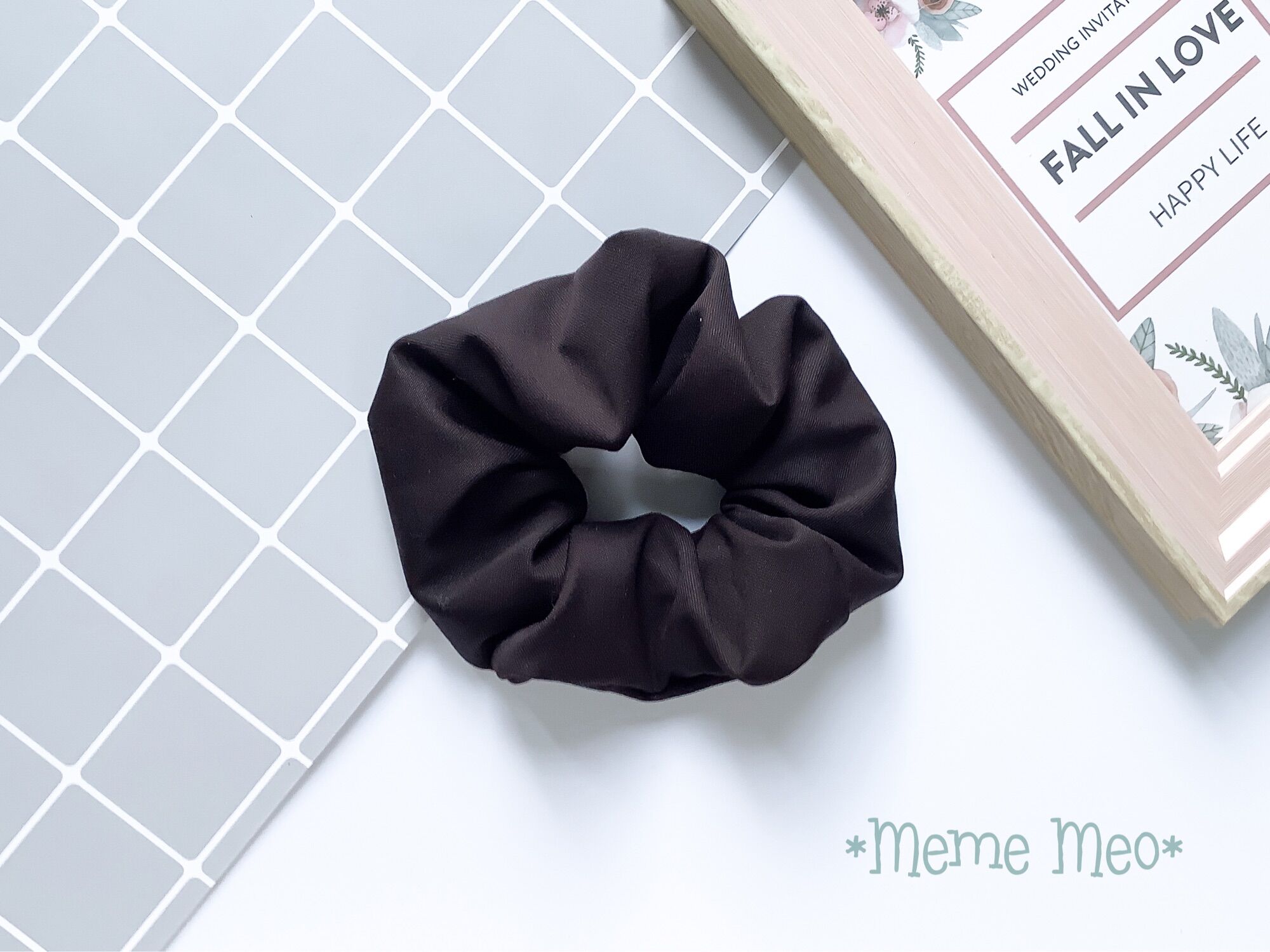 Scrunchies màu sắc, đồ cột tóc vải size trung