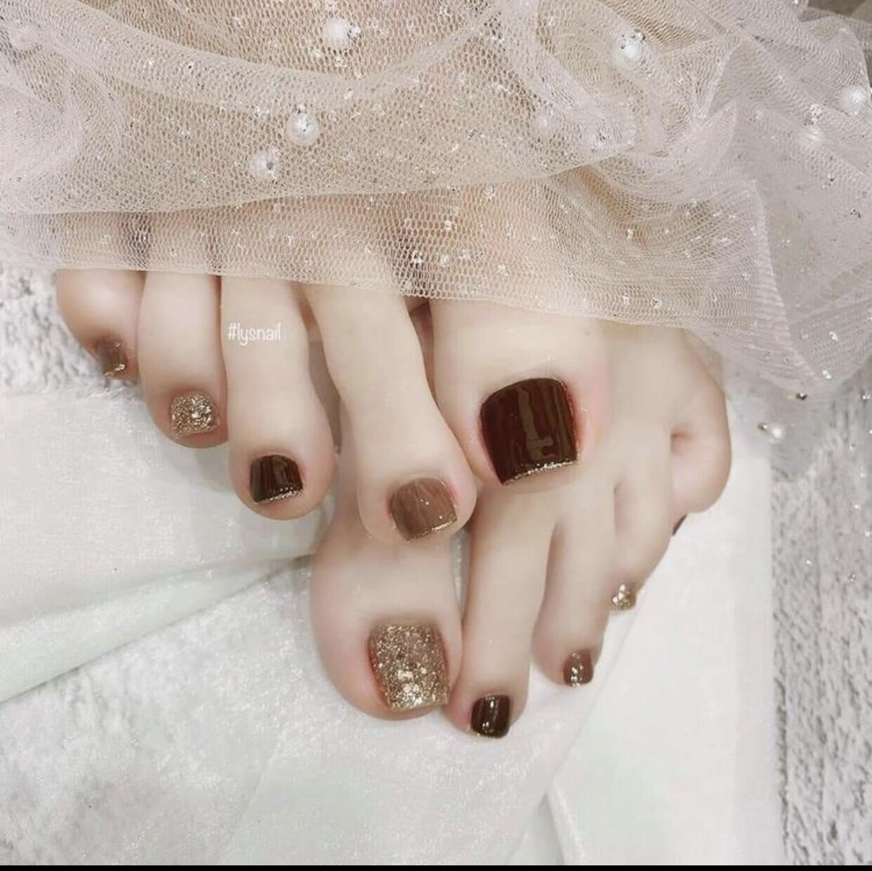 Nailbox Bộ 24 móng úp chân thiết kế sẵn / móng chân giả phối màu