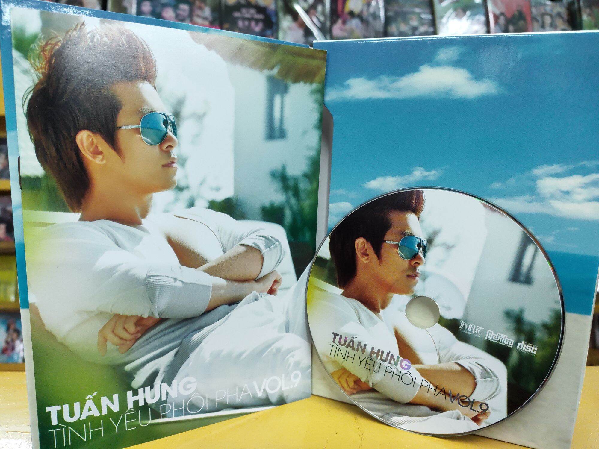 CD Tuấn Hưng vol.9 - Tình yêu phôi pha