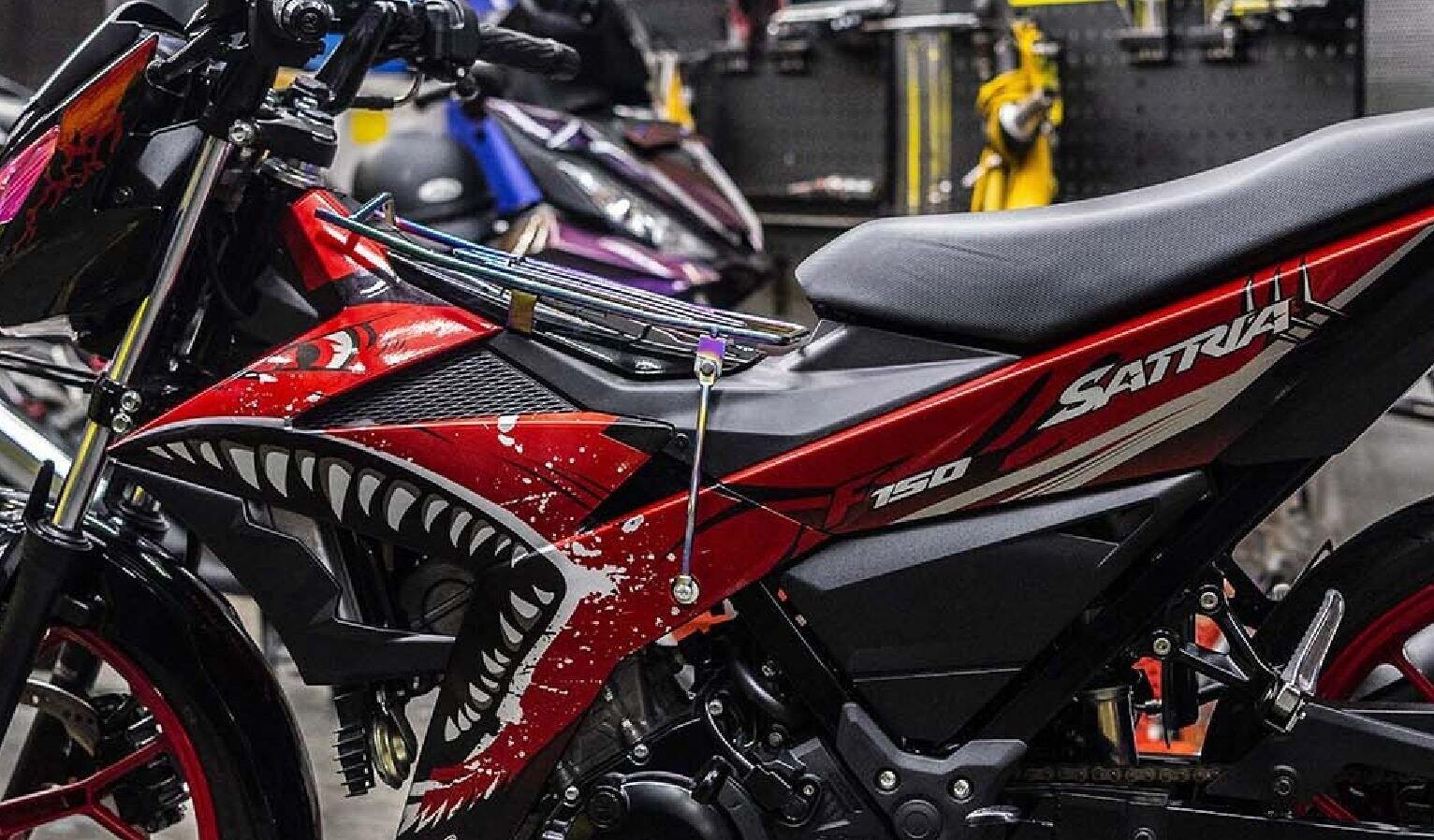 Tem rời satria cá mập đỏ đen cực đẹp , tặng kèm logo trang trí