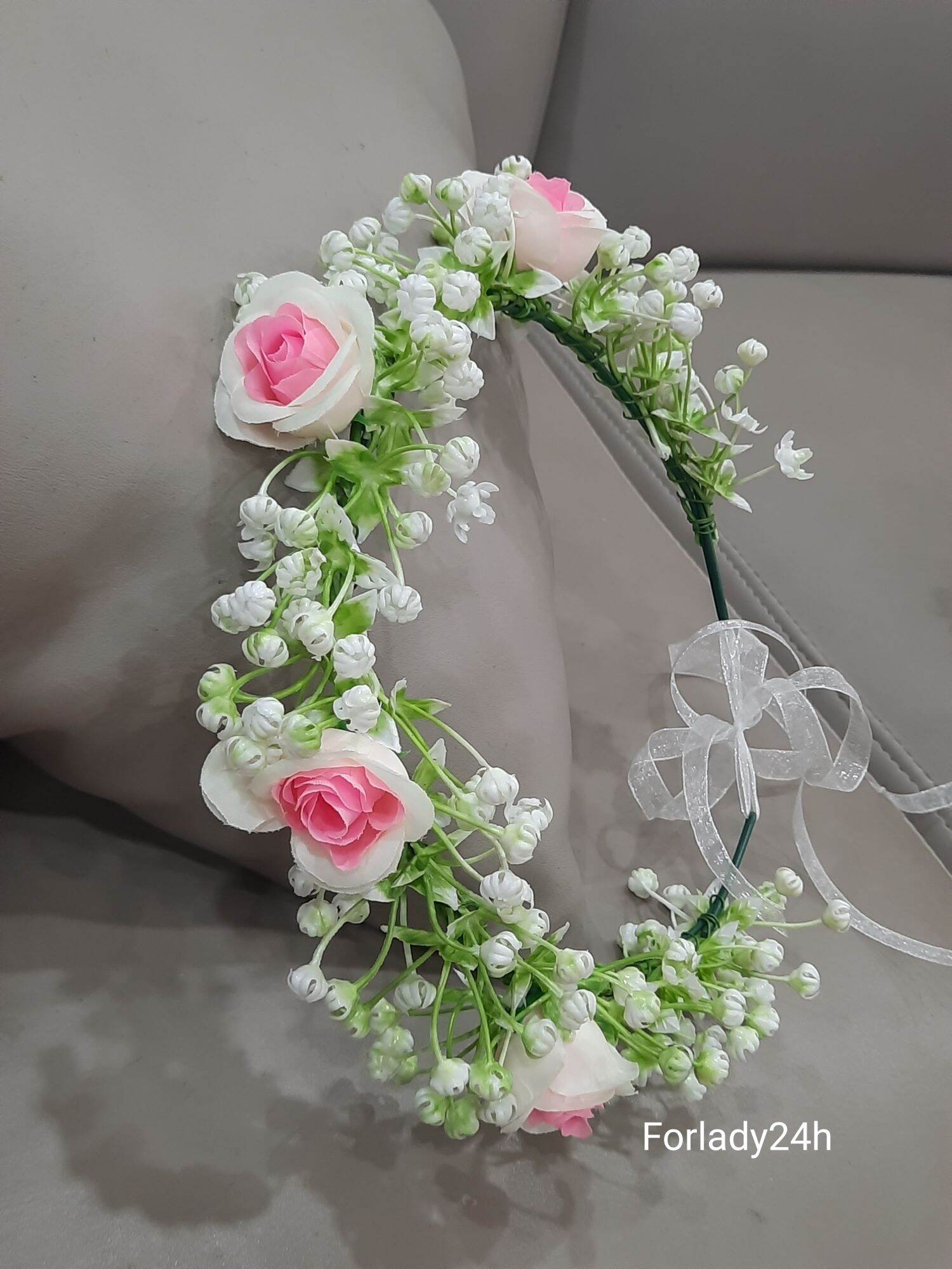 Vòng hoa đội đầu