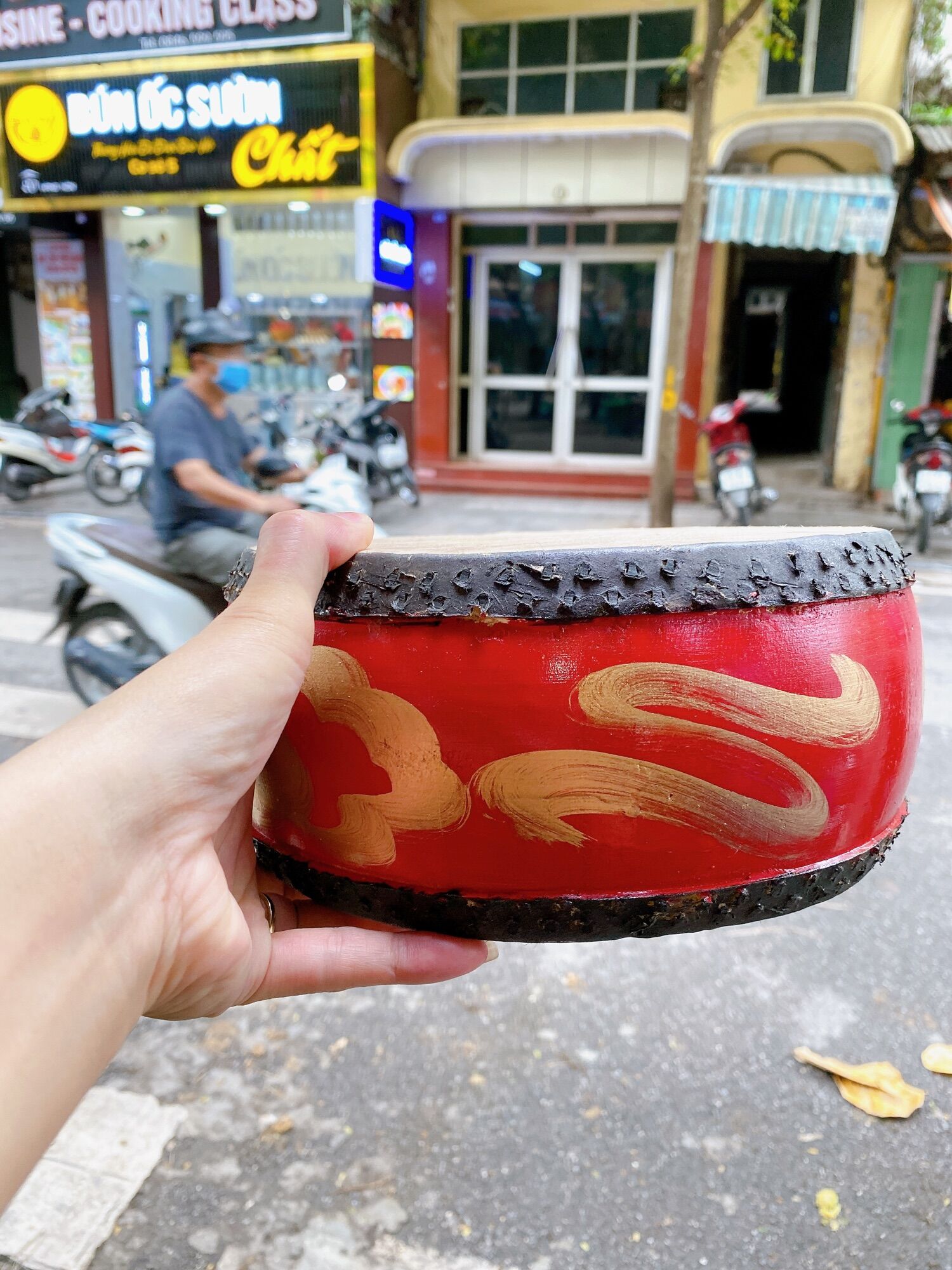 Trống hát văn gỗ mít sơn đỏ