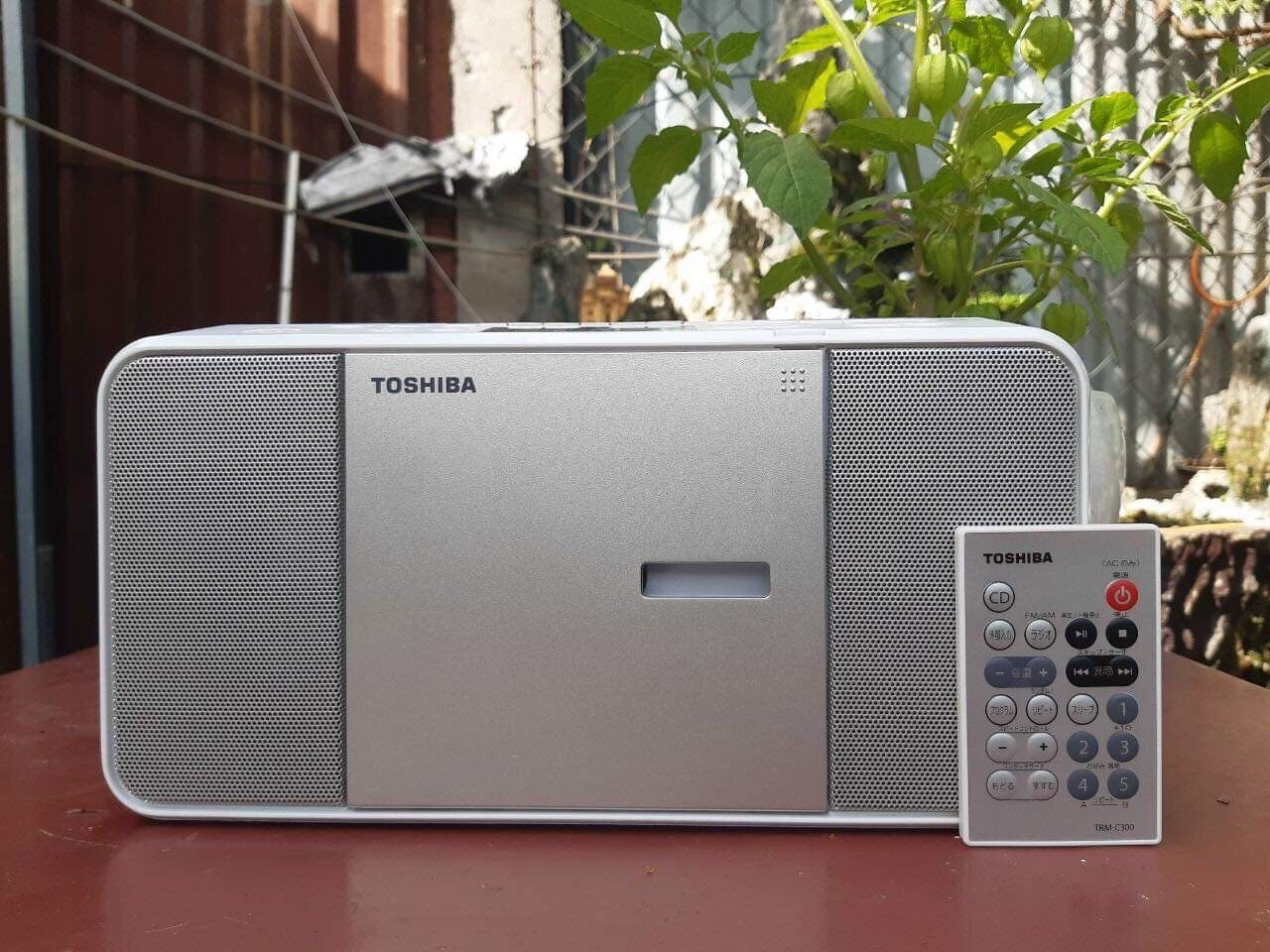 Đài đĩa CD Radio TOSHIBA TY- C300 hàng nội địa Nhật điện 100v