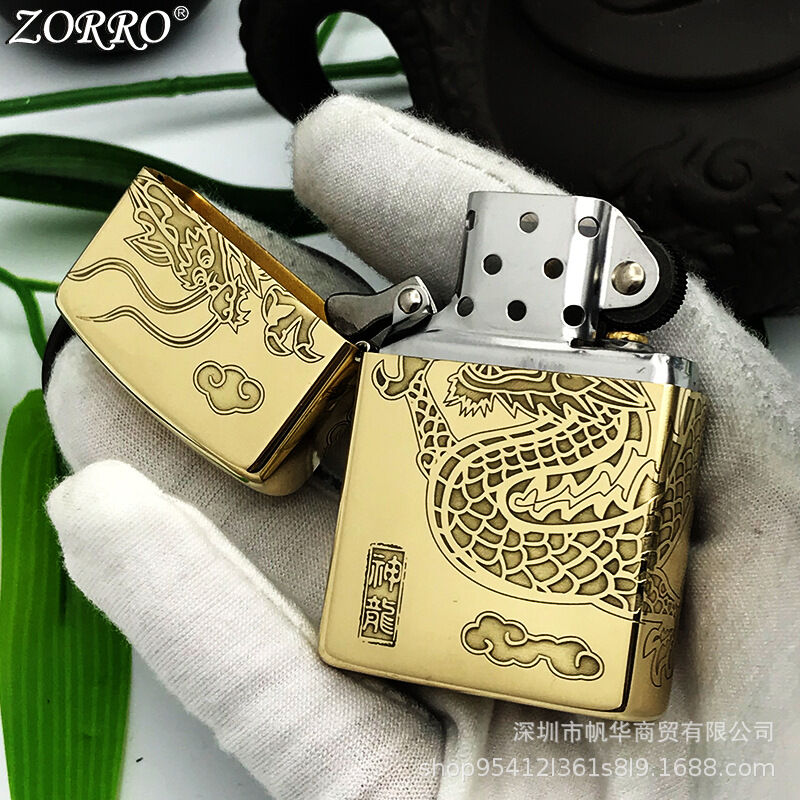 bật lửa xăng đá zorro khắc 5 mặt rồng thịnh vượng cực đẹp ( KHÔNG XĂNG )