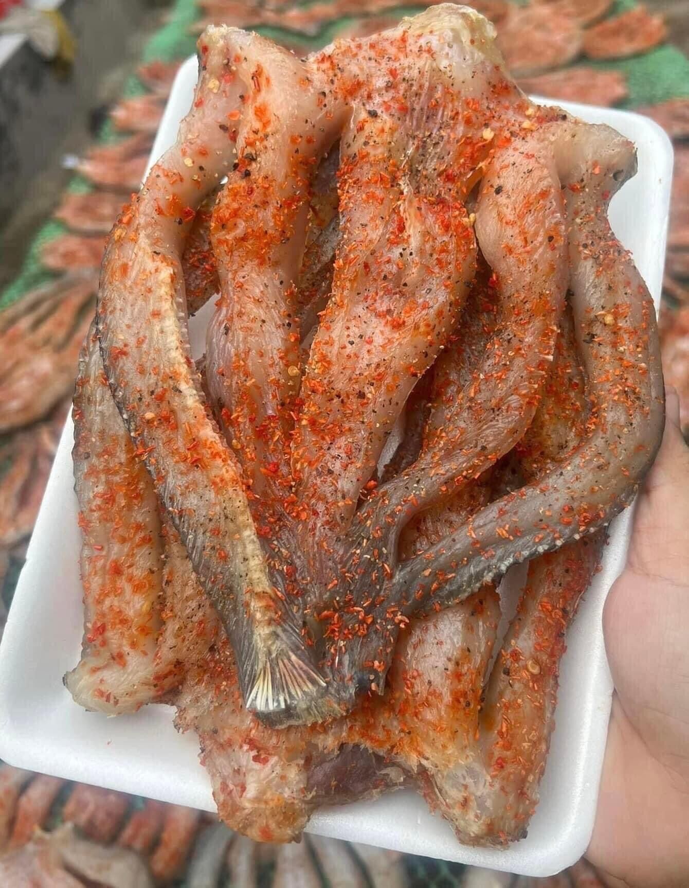 1kg Khô cá lóc ớt ít mặn, phơi khô tự nhiên, nhiều thịt hàng loại 1
