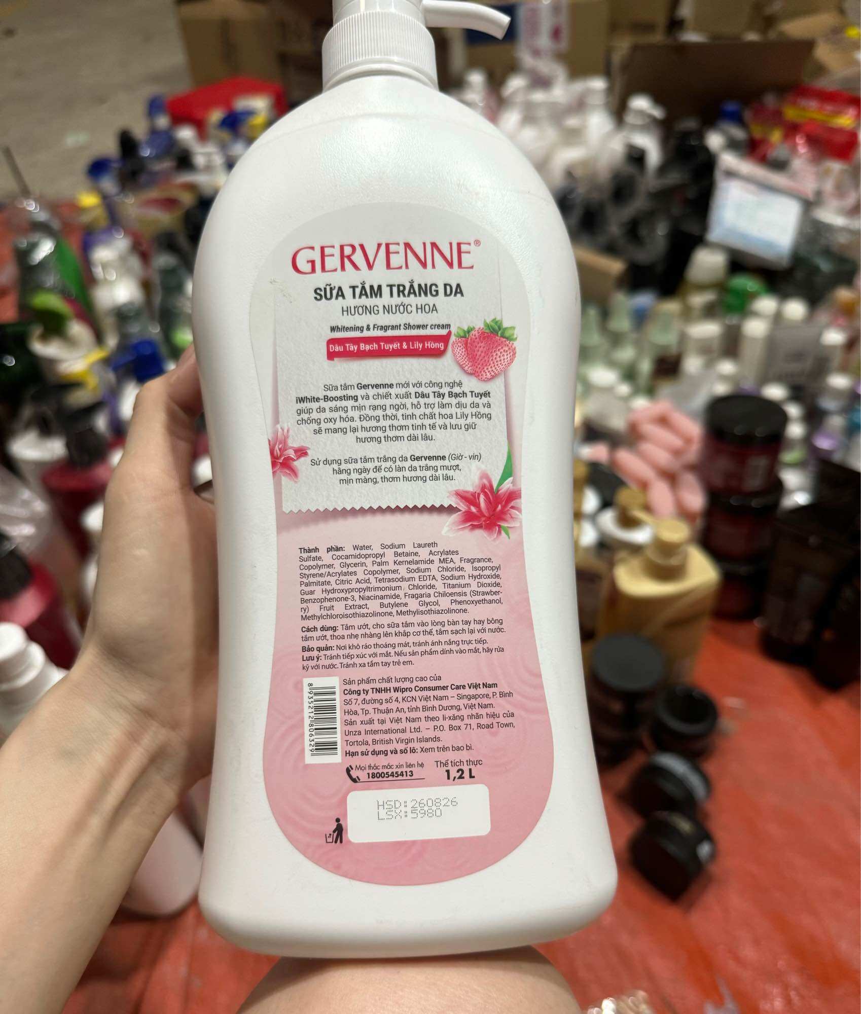 Sữa tắm trắng da gervenne hương nước hoa 450ml-1200ml chai đại