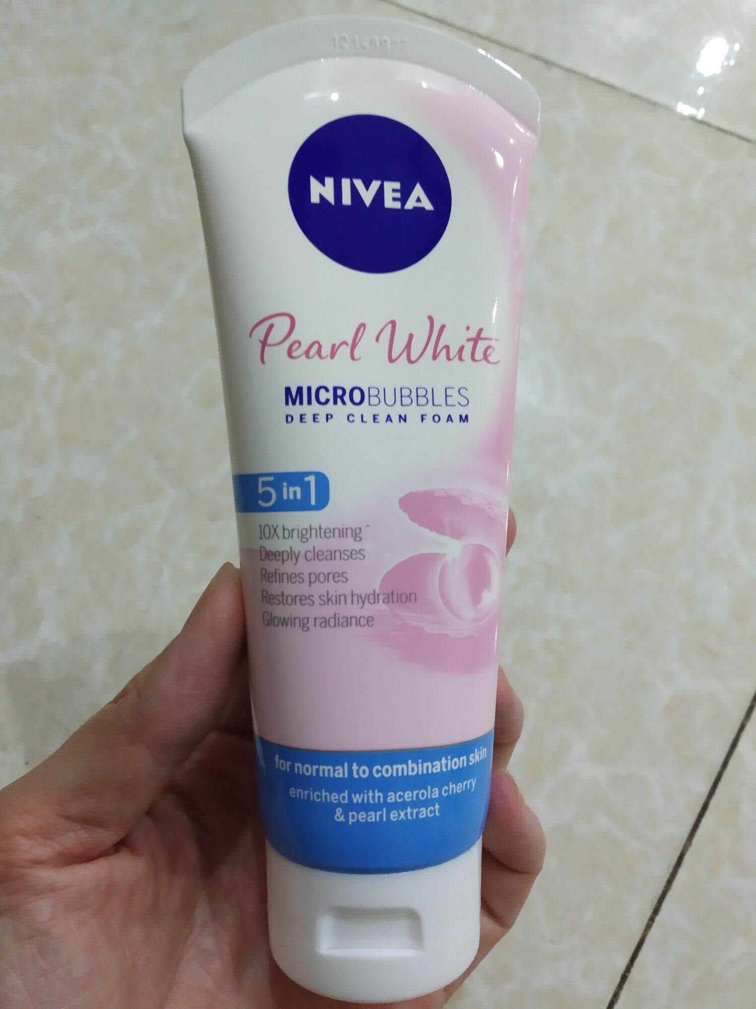 Sữa rửa mặt Nivea
