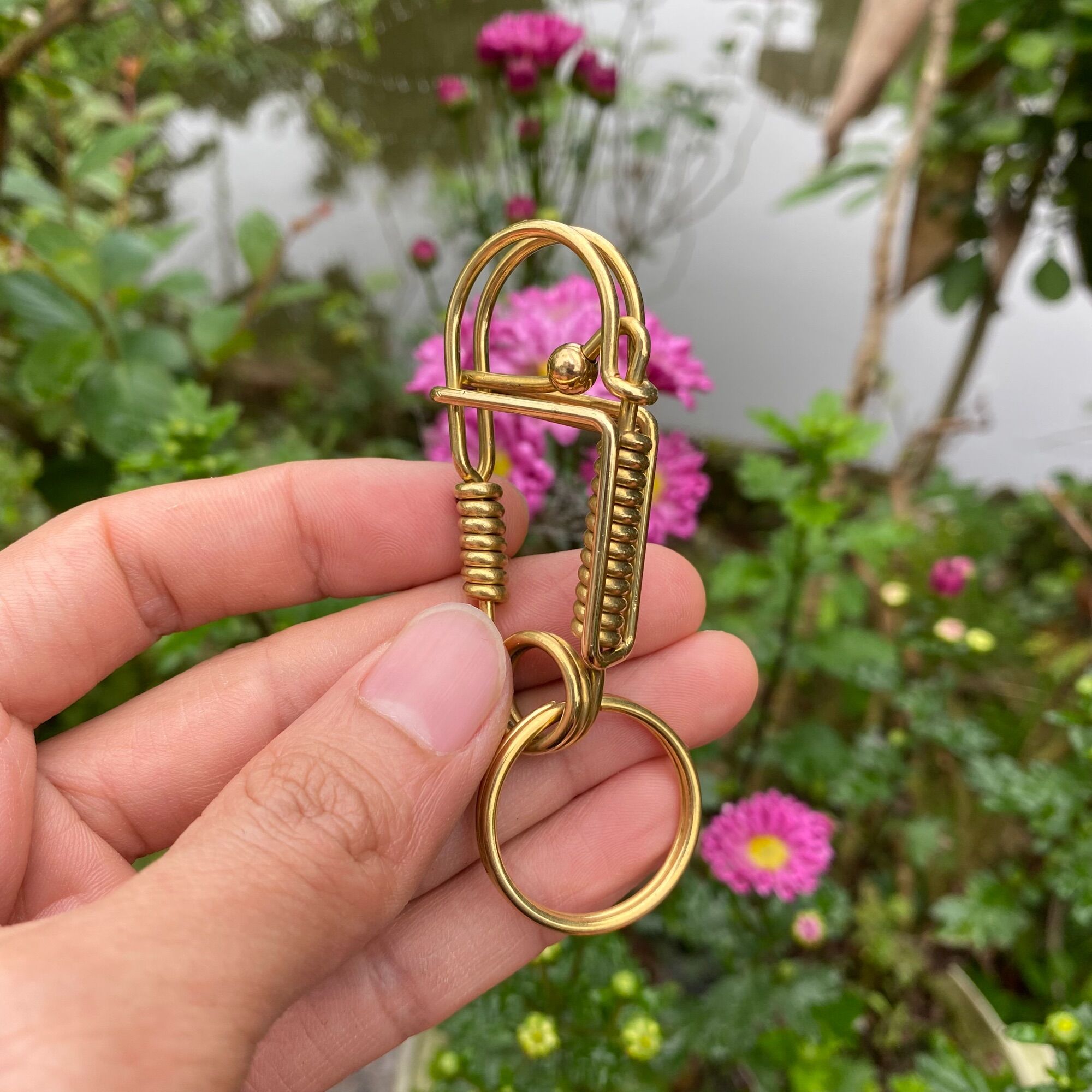 Móc khoá đồng handmade , móc khoá đồng phong thuỷ