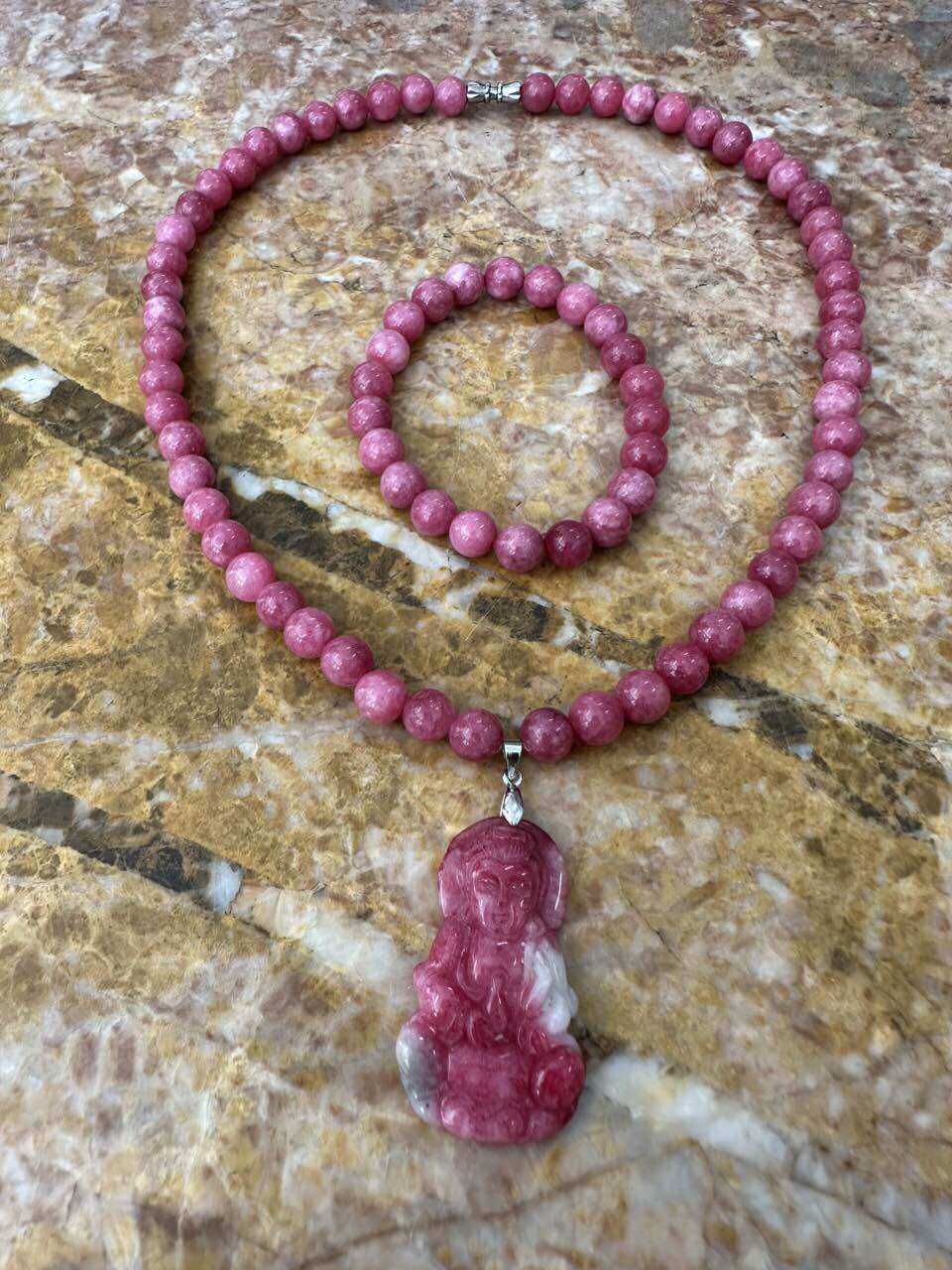 Bộ vòng đá ruby phi mix mặt quan âm rất đẹp