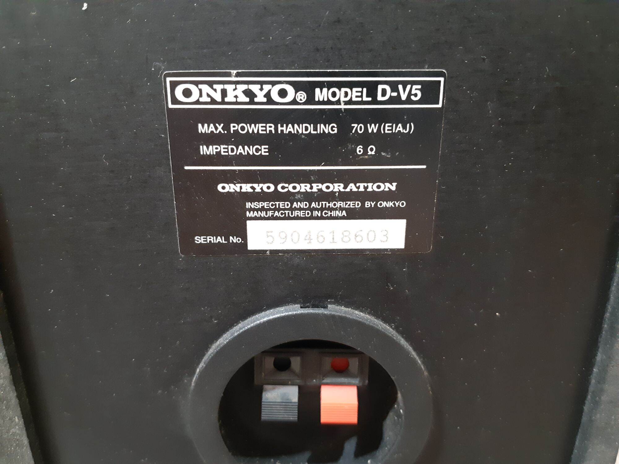 Loa Onkyo V5 bãi đẹp