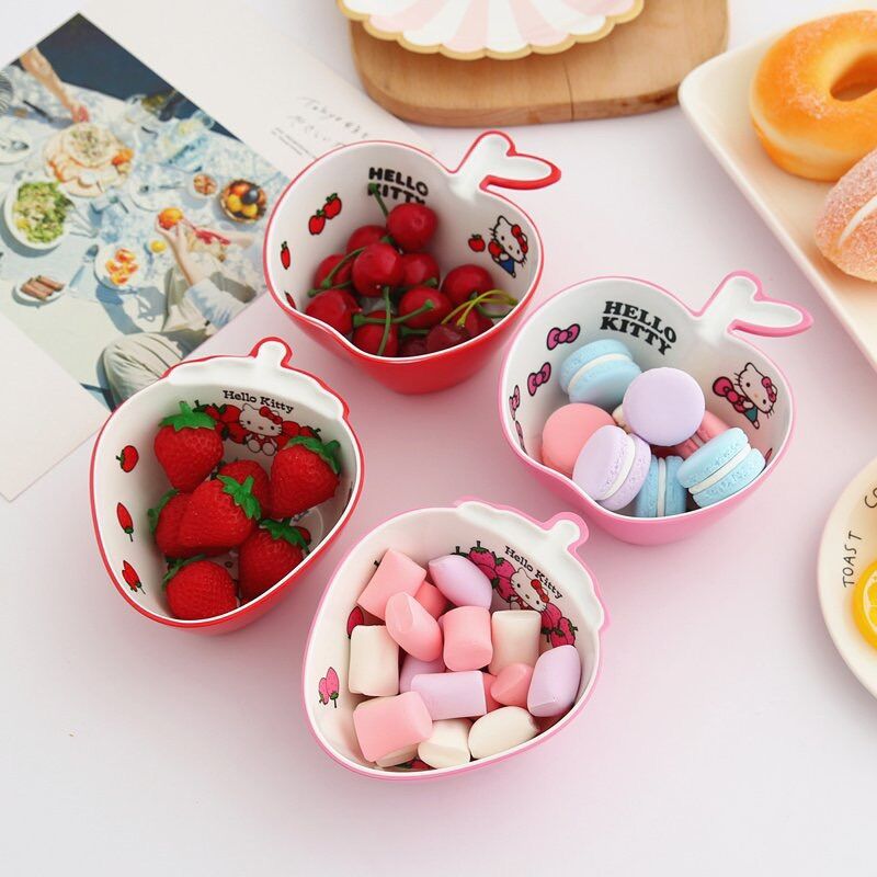 Chén táo, chén dâu Hello Kitty - Doremon Doraemon