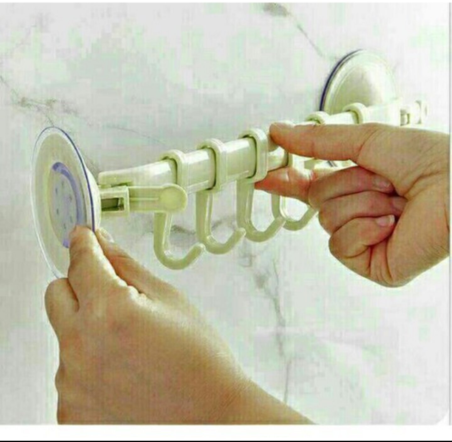 MÓC TREO ĐỒ NHÀ TẮM HÚT CHÂN KHÔNG