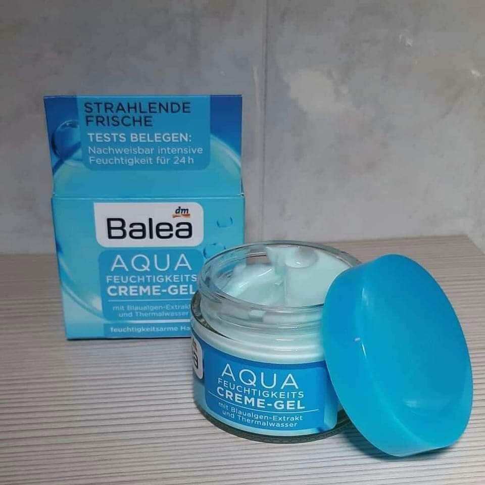 💦 Kem dưỡng cung cấp nước cho da Balea Aqua
Xuất xứ: hàng Đức.
Dung tích: 50ml


- Kem dưỡng da Balea Aqua Crêm Gel là loại kem dưỡng được sản xuất từ nước khoáng của Thụy Sỹ và tảo xanh giúp tái tạo, cung cấp độ ẩm cho da.