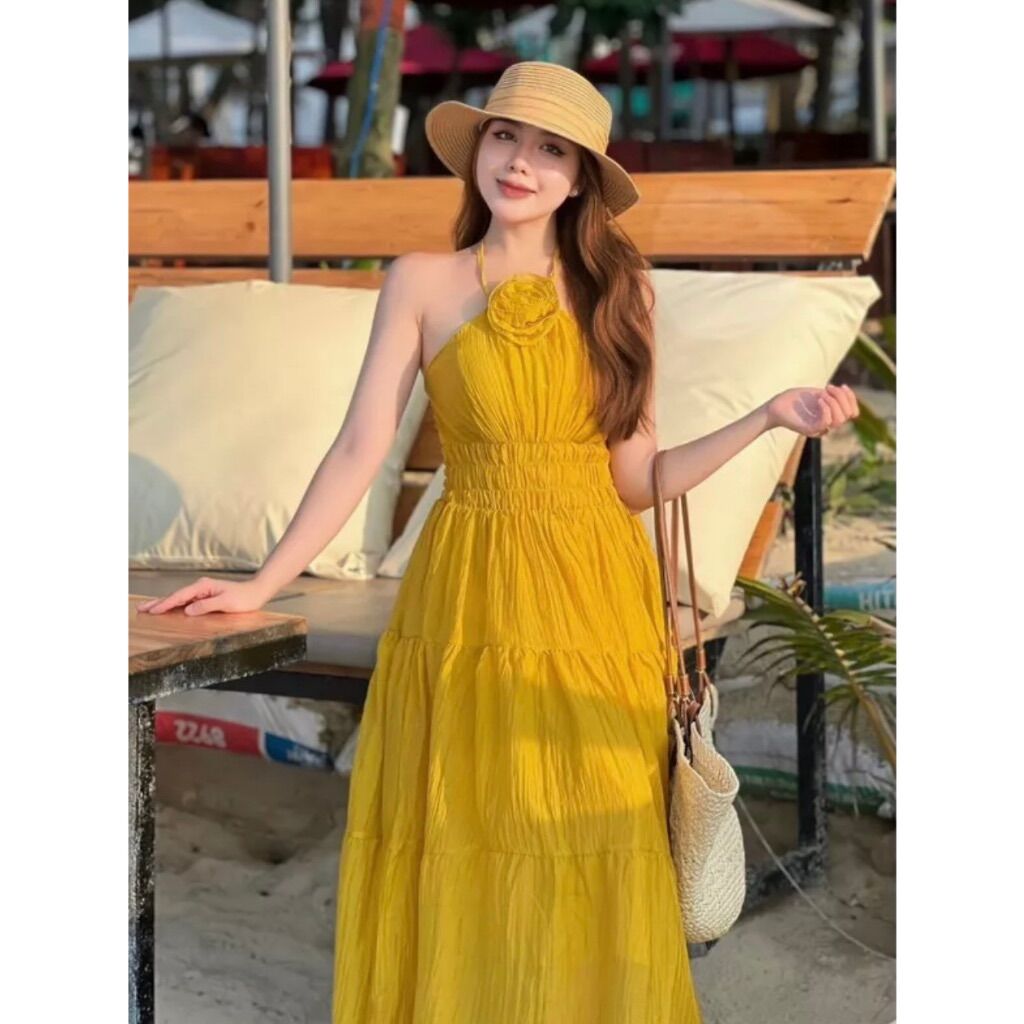 Đầm maxi cổ yếm bo eo phối hoa cổ siêu đẹp thanh lịch - M22