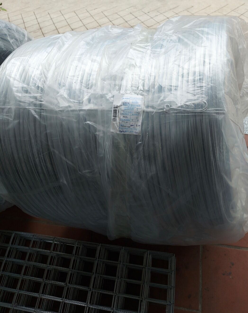 Lồng gà vuông sắt to 3,4li _ 6-7,5kg ( không khay )