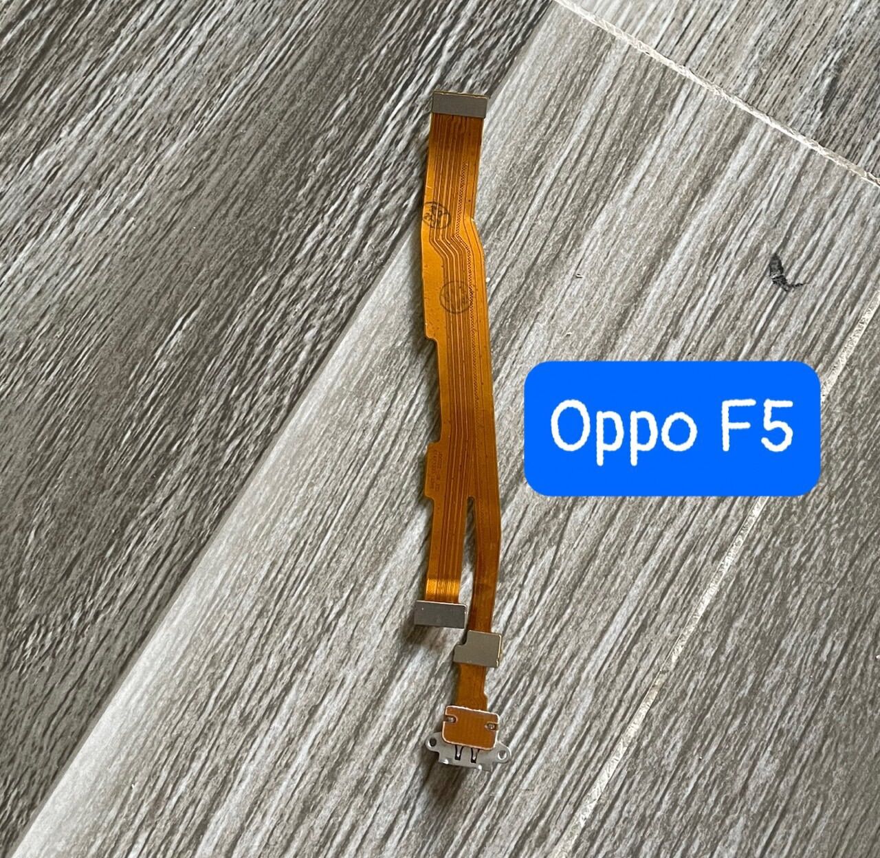 Cụm cáp sạc oppo F5