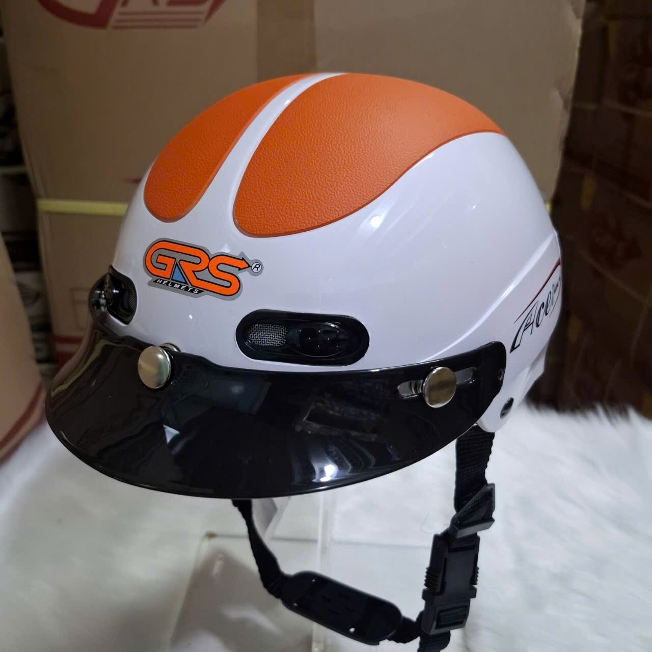 nón bảo hiểm GRS 102 an toàn chăc chắn