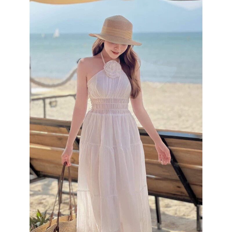 Đầm maxi cổ yếm bo eo phối hoa cổ siêu đẹp thanh lịch - M22