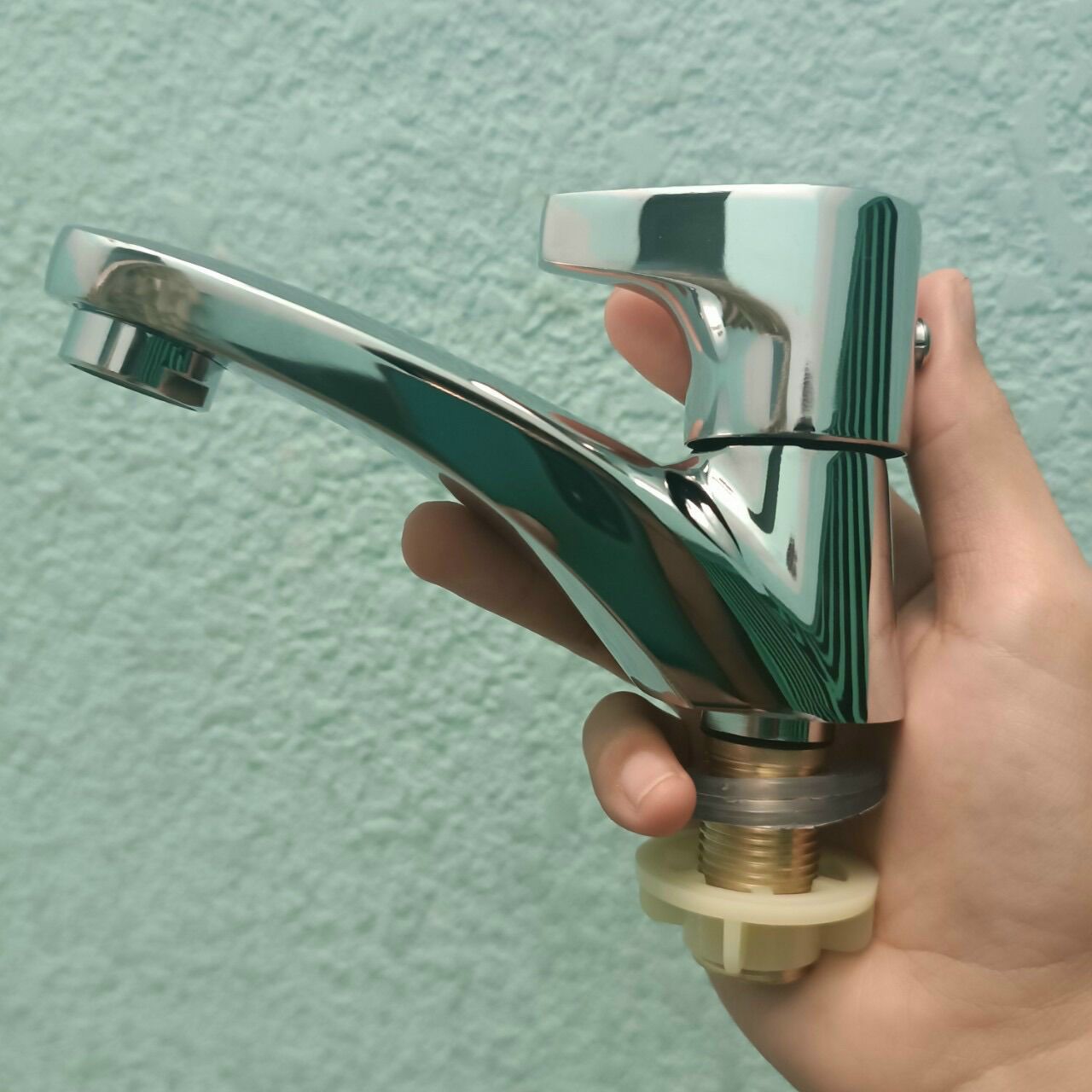 Trọn bộ lavabo góc treo tường