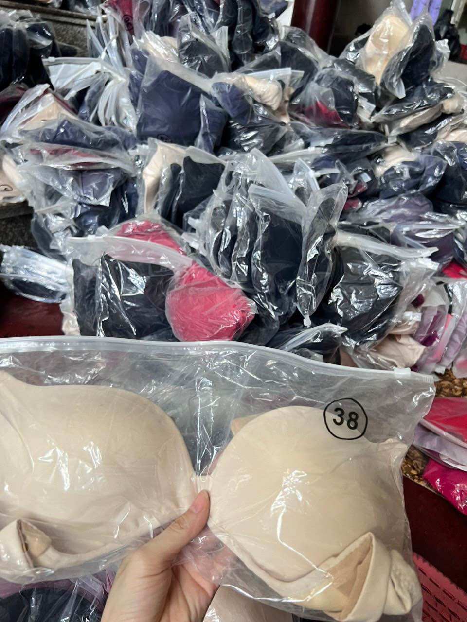 xả kho : Set 3 Áo lót đệm mỏng trơn