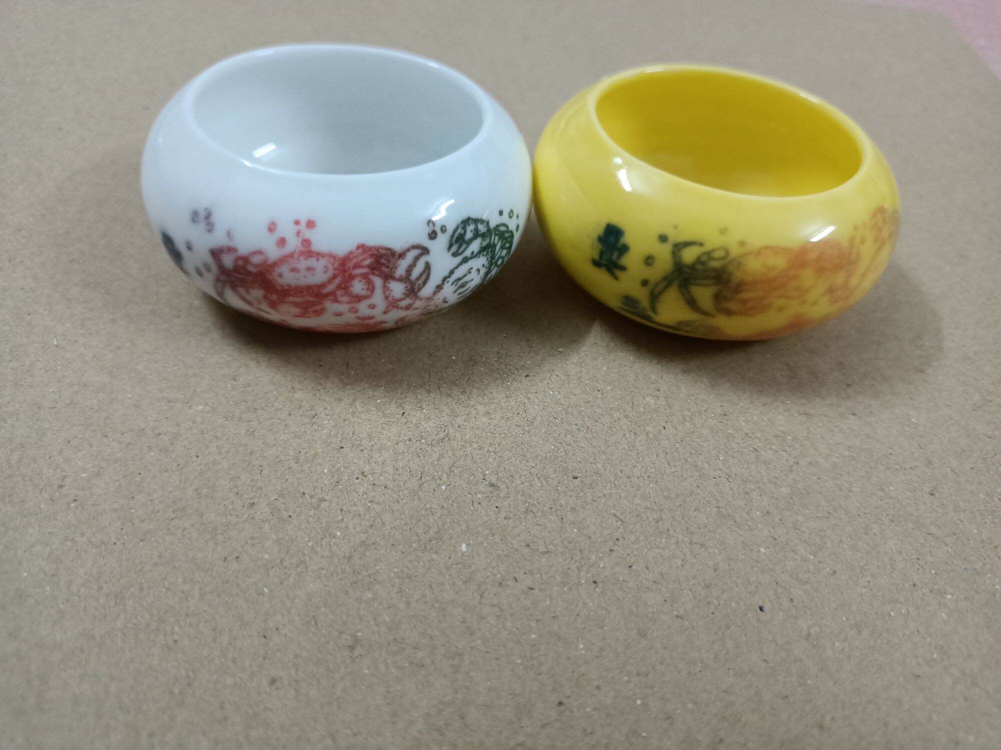 cóng sứ đựng sâu cho chim